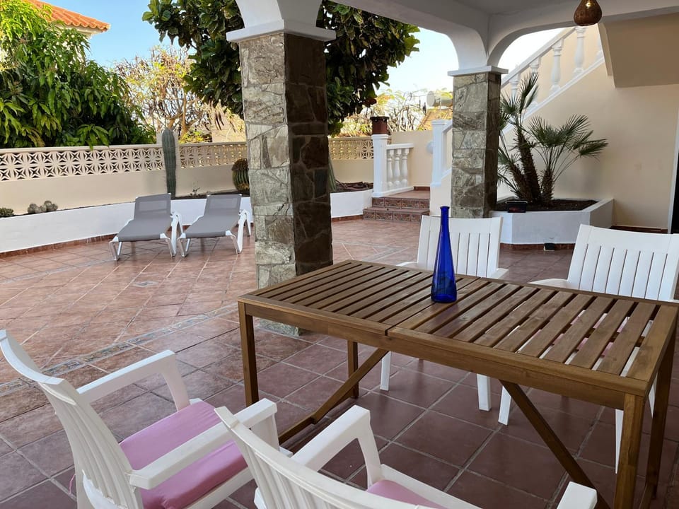 Patio, Balcony/Terrace, Seating area, sunbed
