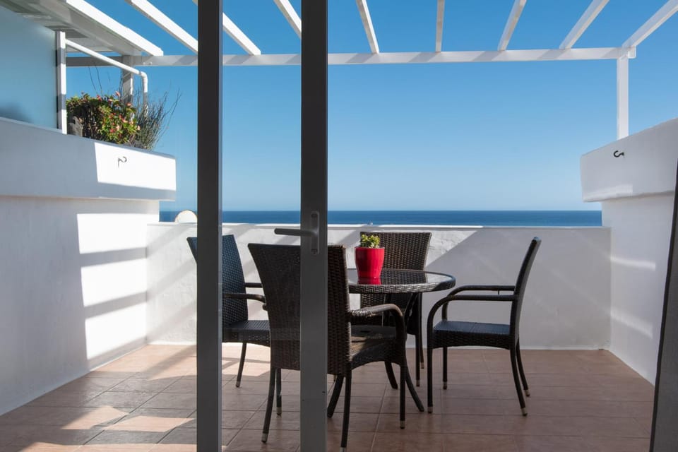 View (from property/room), Balcony/Terrace, Sea view