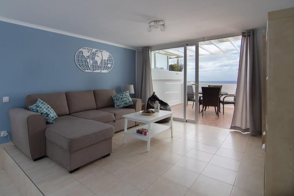 Balcony/Terrace, Living room