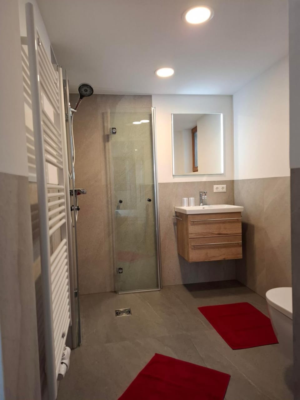 Shower, Toilet, Bathroom