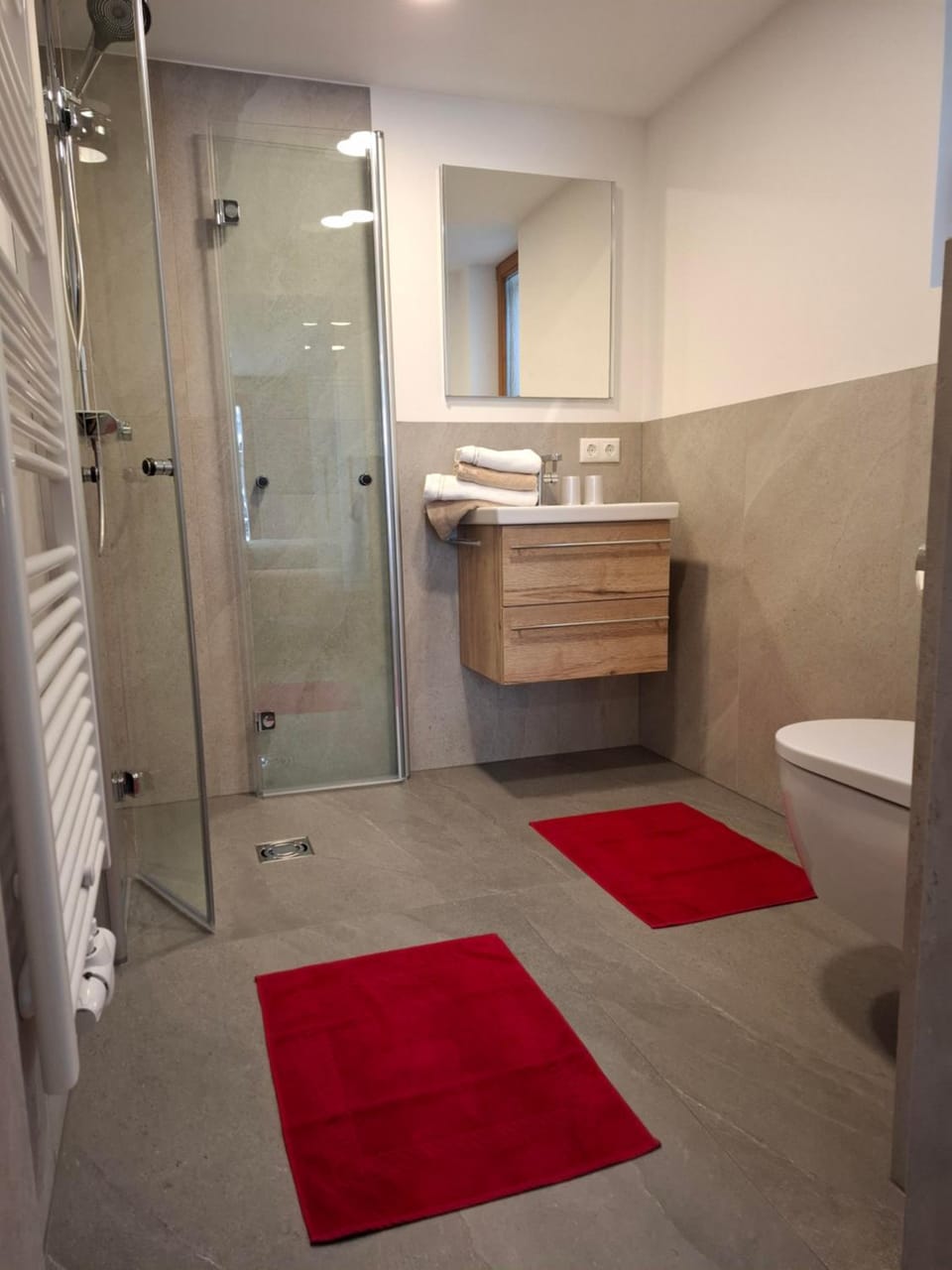 Shower, Toilet, Bathroom