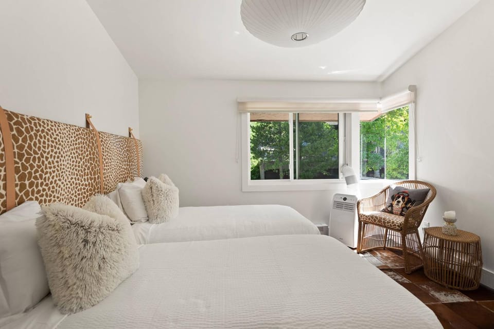 700 Monarch 302 House in Aspen