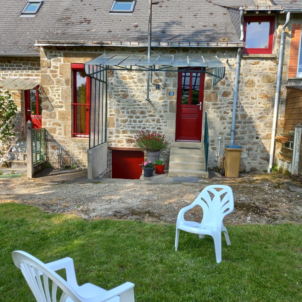 Chez Jojo à St fraimbault House in Normandy