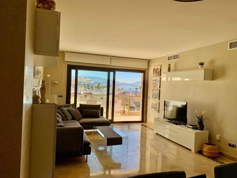 SEA & CASTILLO VIEW Apartment in Costa del Sol