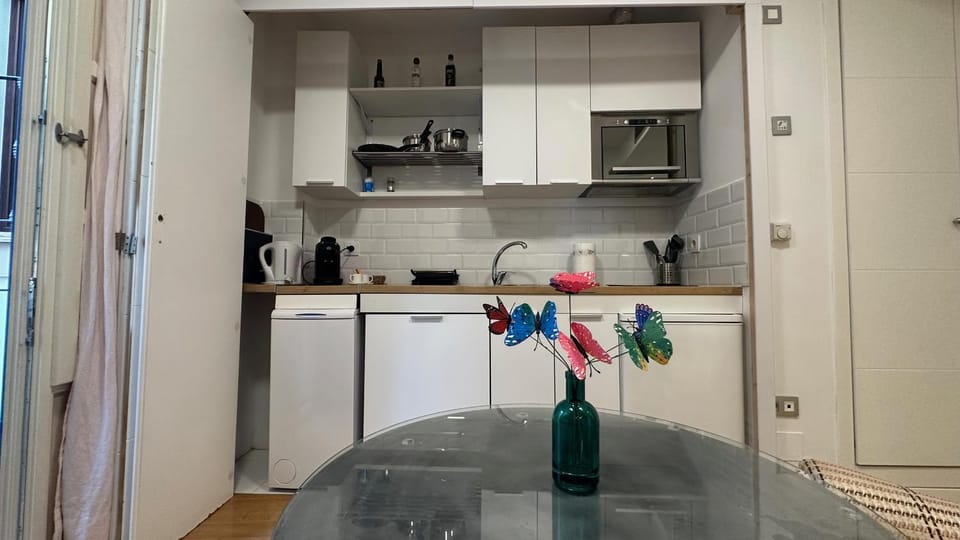Coffee/tea facilities, Kitchen or kitchenette, Living room, dishwasher, minibar, pet friendly, stove, toaster