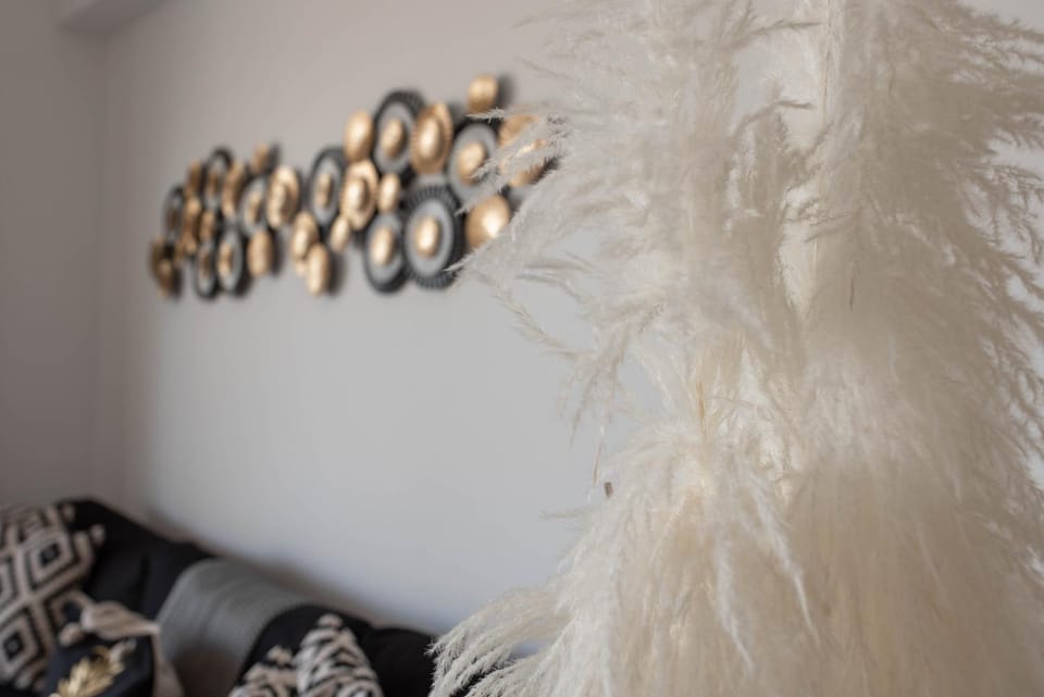 Living room, Decorative detail