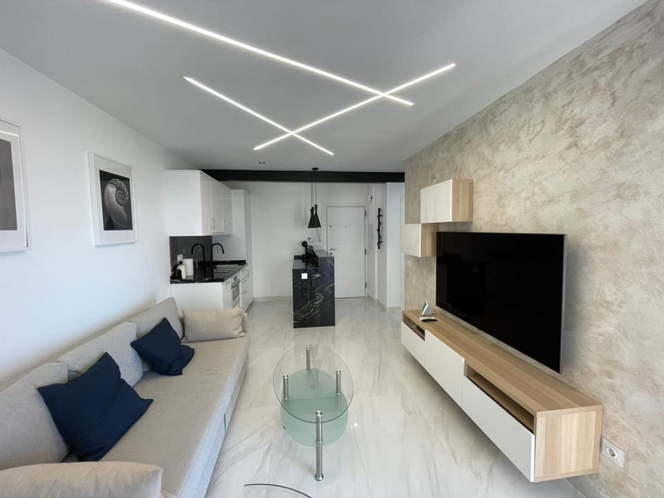Communal lounge/ TV room, Living room, Seating area