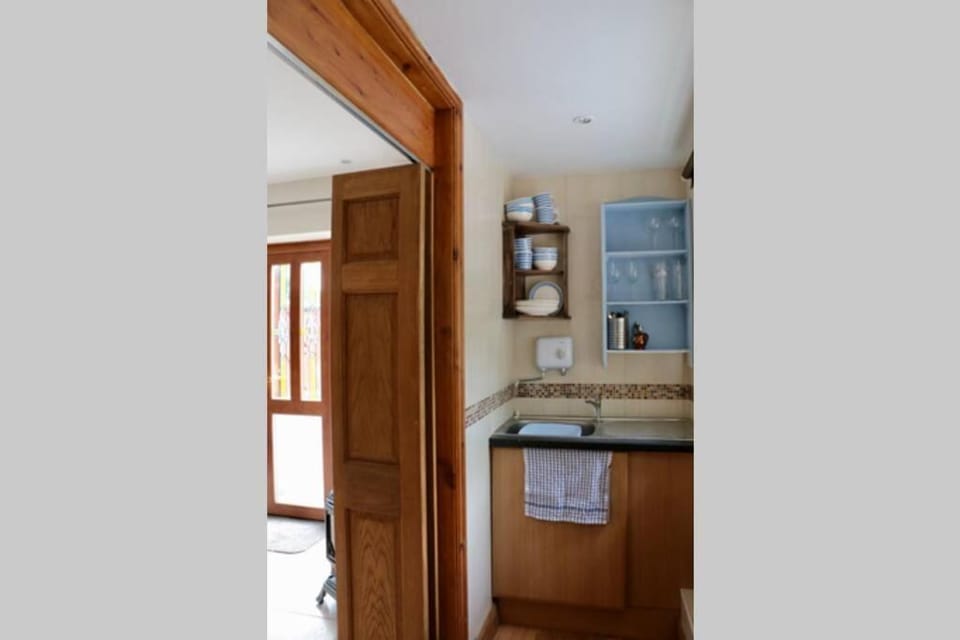 Cwtch Bach - Garnant House in Wales