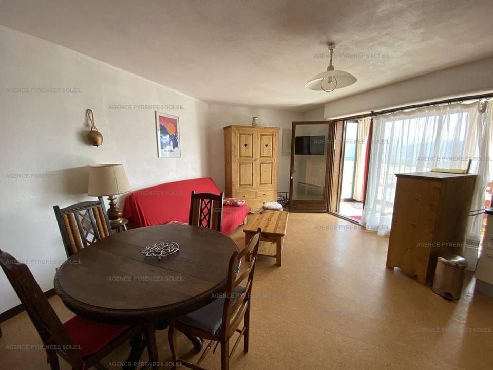 Bel F2/Cabine Les Angles, proches pistes, parking, classé 1 étoile - FR-1-295-141 Cabin in Catalonia