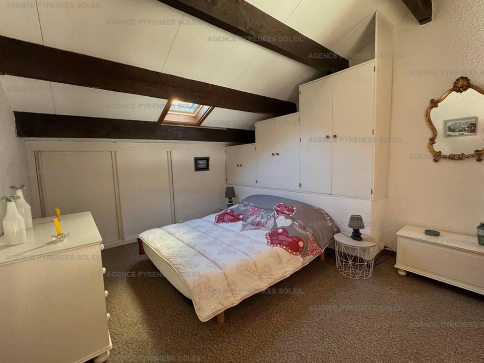 Duplex cosy 6 pers, balcon sud, 100m des commerces, proche balnéo et bowling, Les Angles Apartment in Occitanie