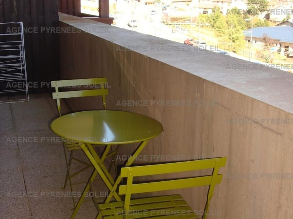 Appartement familial, 2 chambres, balcon S-E, à 30m pistes et Balnéo, Les Angles - FR-1-295-135 Apartment in Occitanie