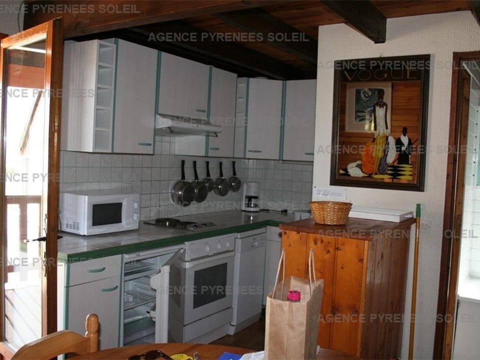 Chalet 3 chambres avec terrasse aux Angles - FR-1-295-145 Chalet in Occitanie