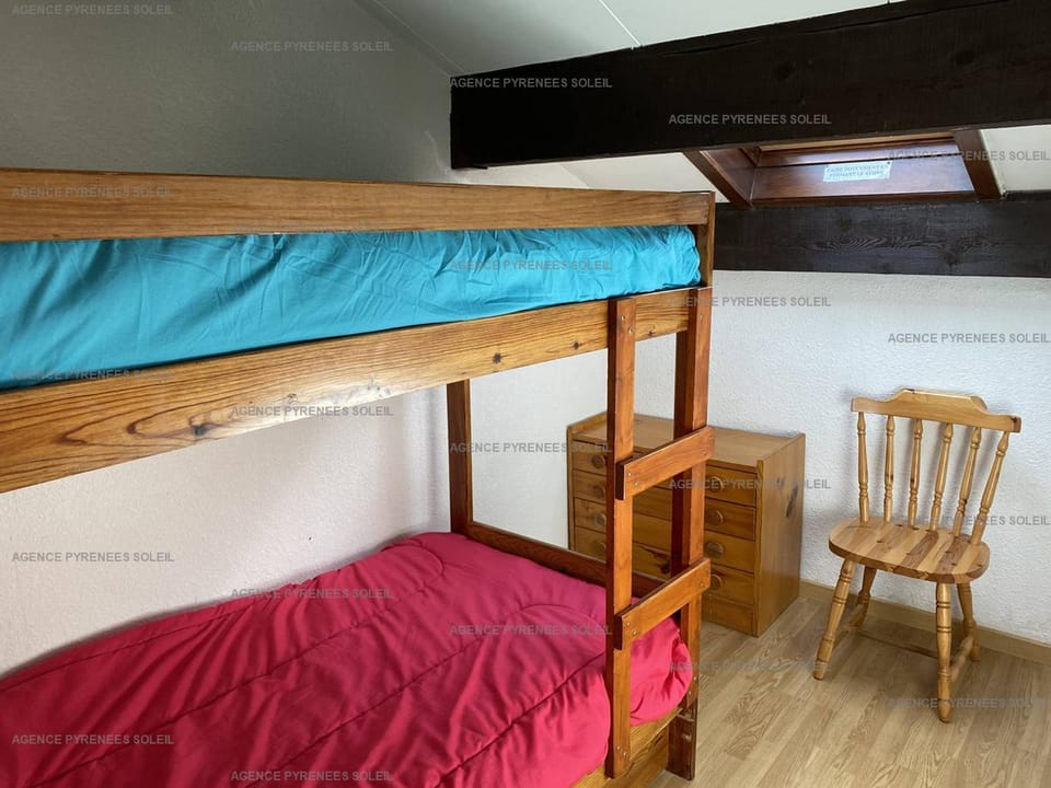 Appartement T3 avec 5 couchages et balcon aux Angles - FR-1-295-162 Apartment in Catalonia