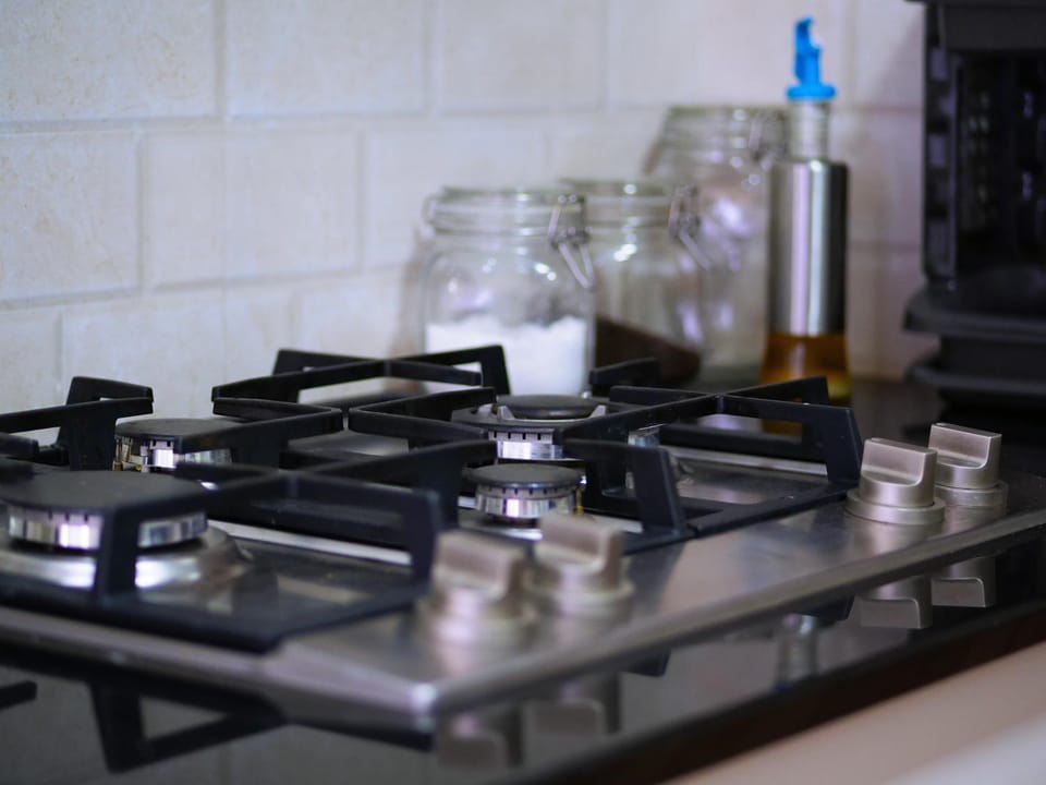 pet friendly, stove