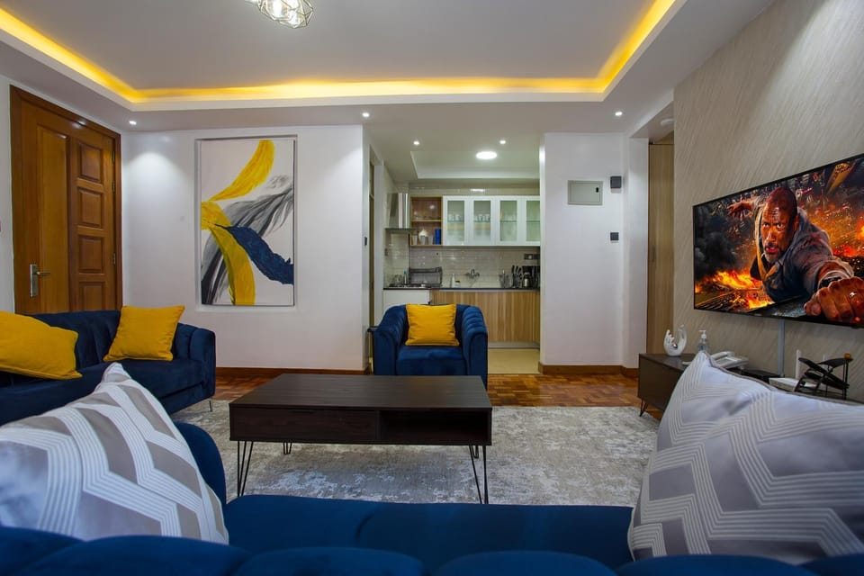 TV and multimedia, Seating area, hair dresser, kitchen