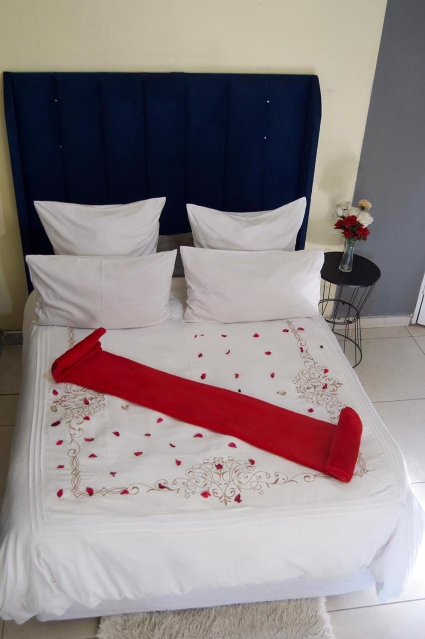 Warmbaths Thai Spa and Guest House Bed and Breakfast in North West, South Africa