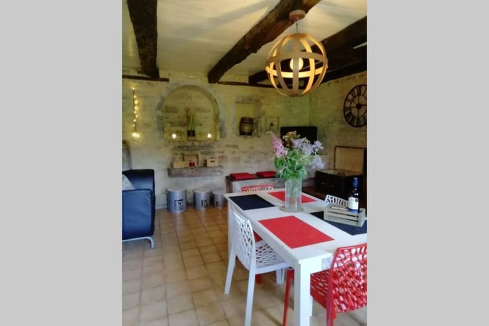 Gite la Balme House in Occitanie