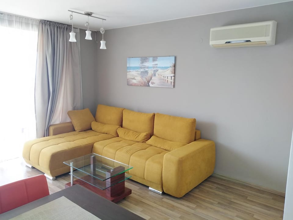 Fancy apartment at Villa Saint George Apartment in Kavarna