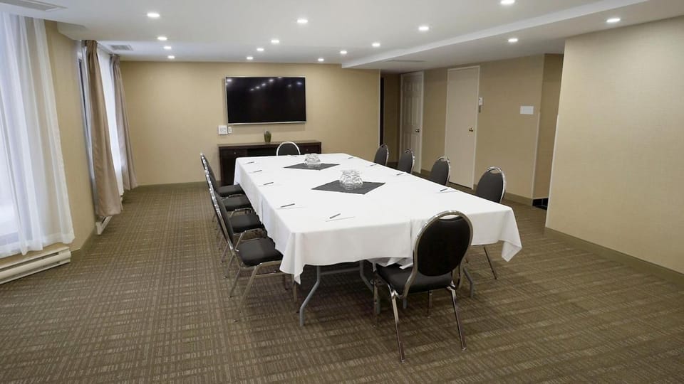 Business facilities, Banquet/Function facilities, Meeting/conference room