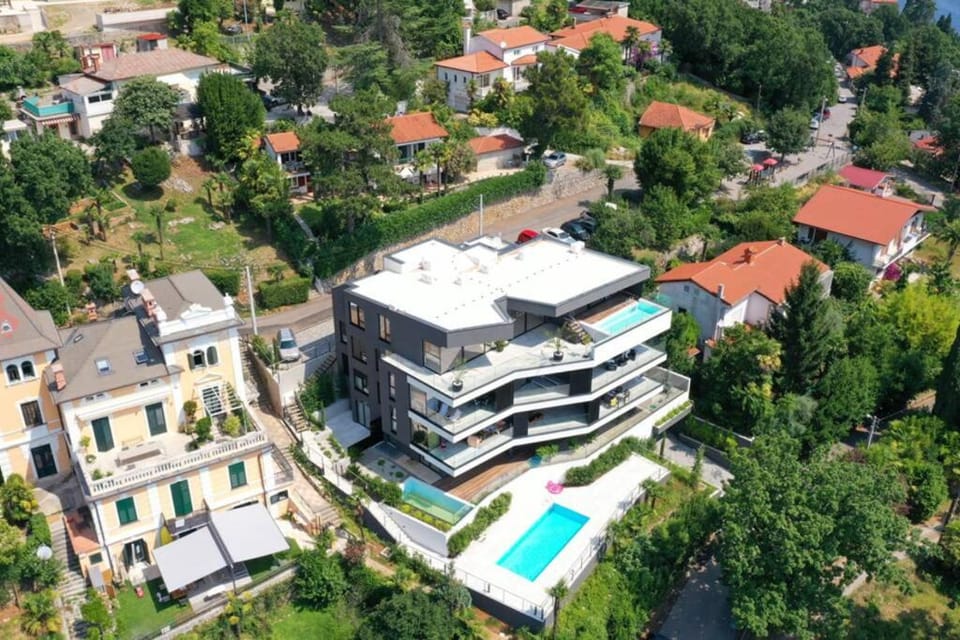 Marena - Trees to Seas Luxury Escape Apartment in Opatija