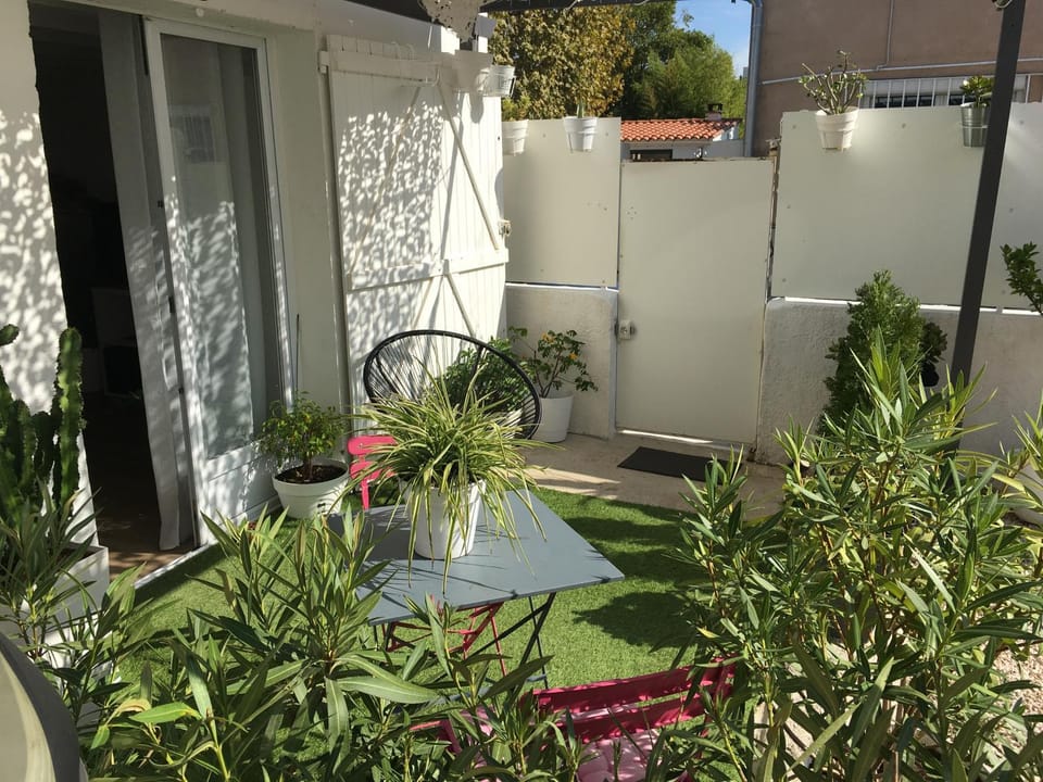 Property building, Patio