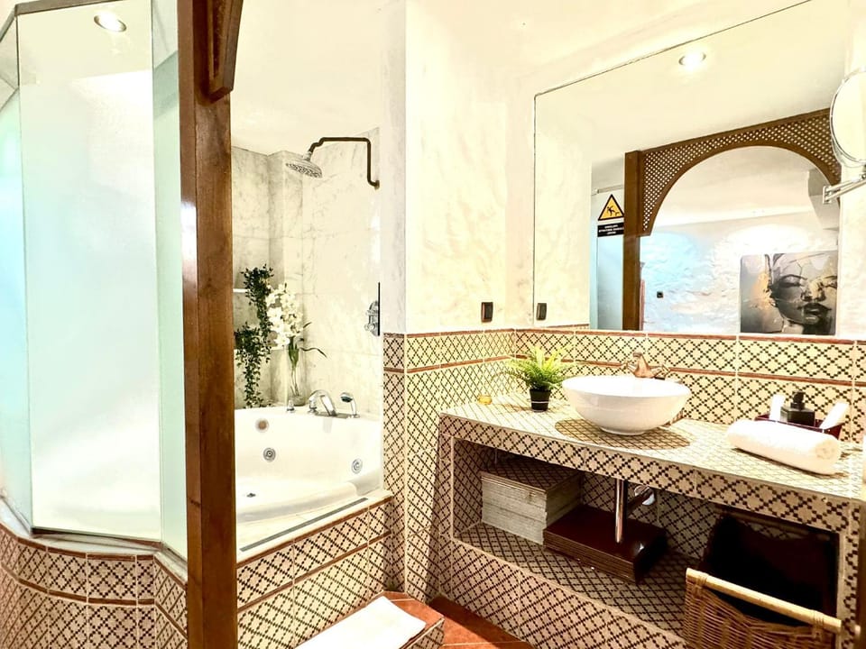 Shower, Bathroom, Bath