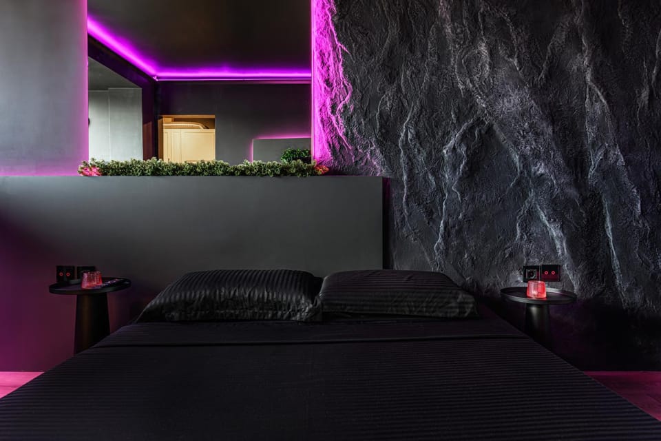 Panoramic Studio - Jacuzzi & Tâmpa View Apartment in Brasov