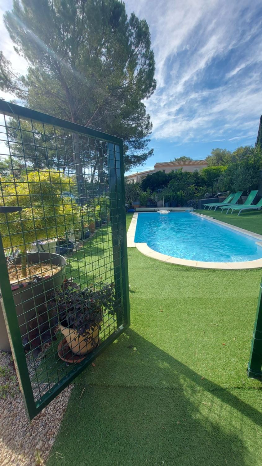 Villa à Restinclières dans cadre exceptionnel de verdure entre Montpellier et Nîmes à 1/2h des plages House in Occitanie