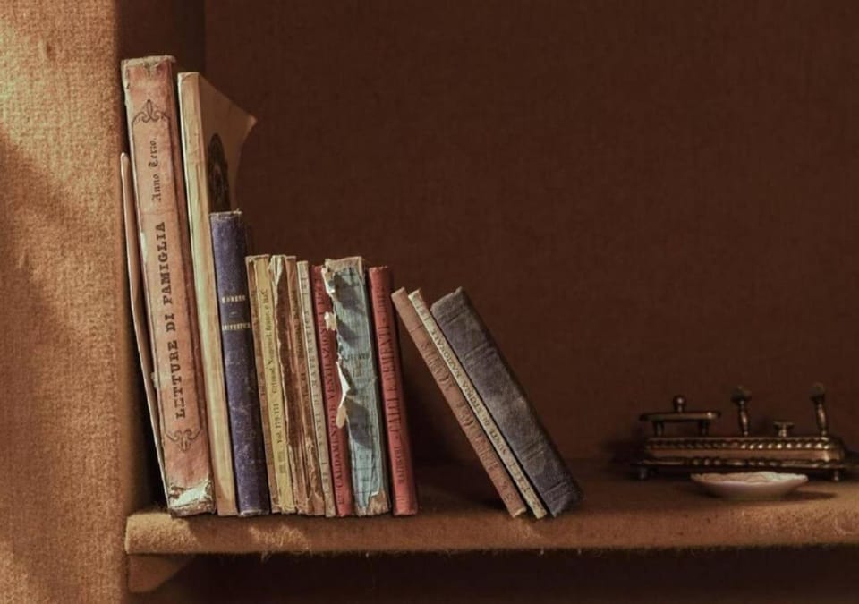 Bed, Decorative detail