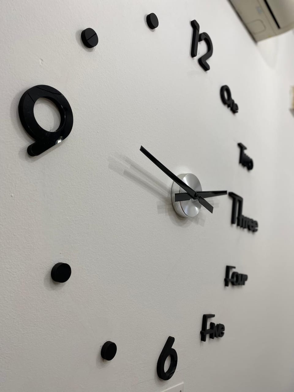 Decorative detail, Time of day