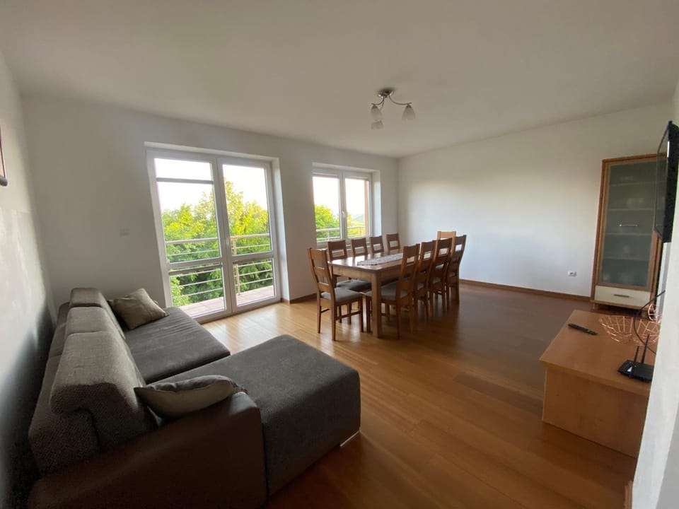 Dom na wzgórzu z pięknymi widokami. Miejsce Tropie House in Lesser Poland Voivodeship