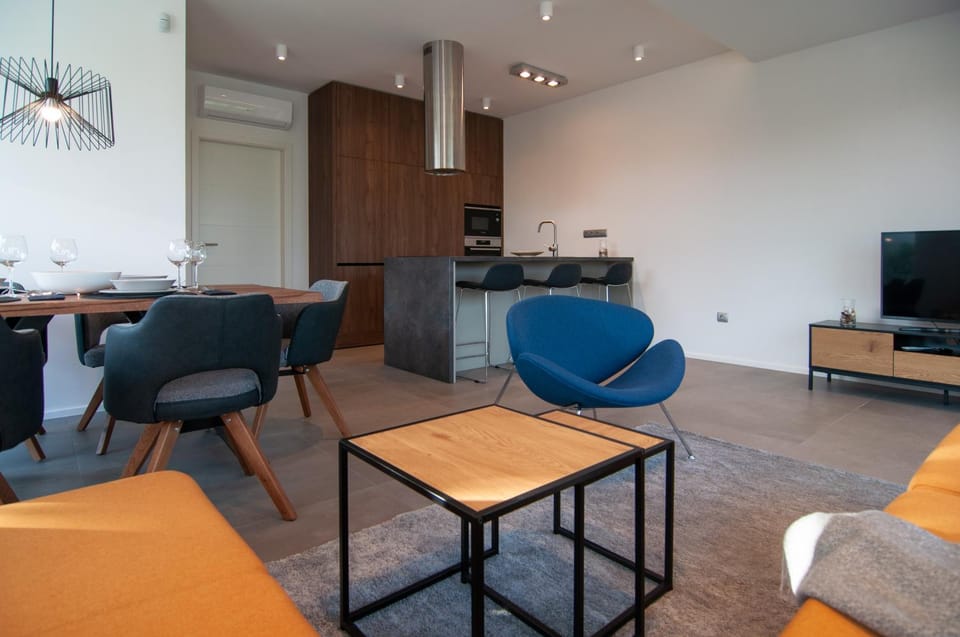 Living room, kitchen