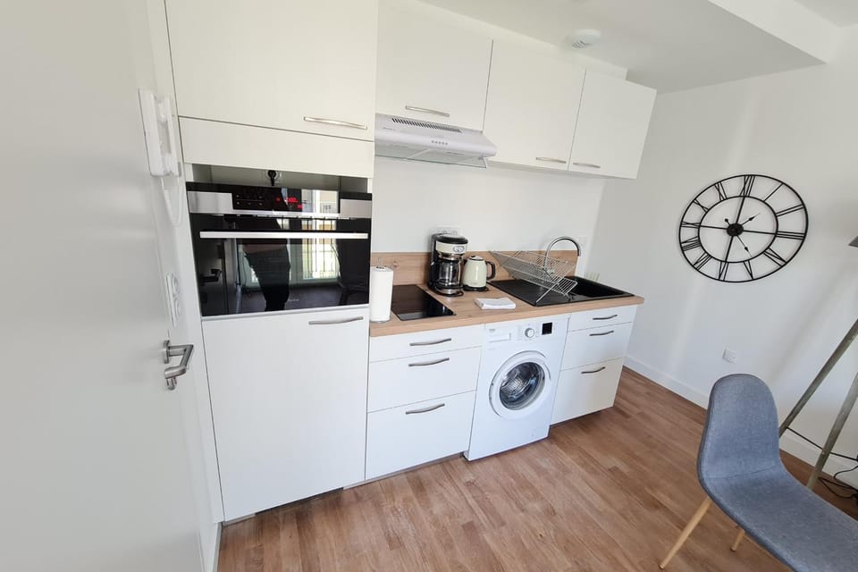 Le Poulorio 11 - T2 - Proche Gare By Locly Apartment in Lorient