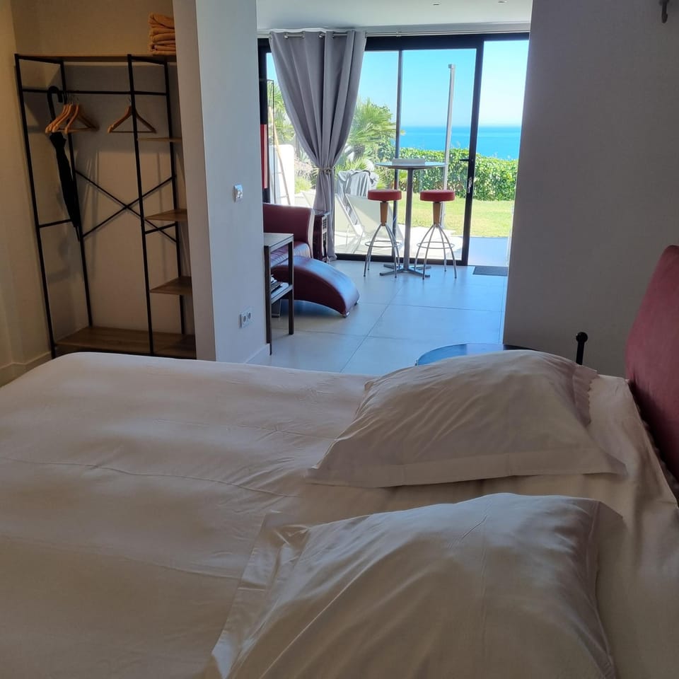 Bedroom, Sea view