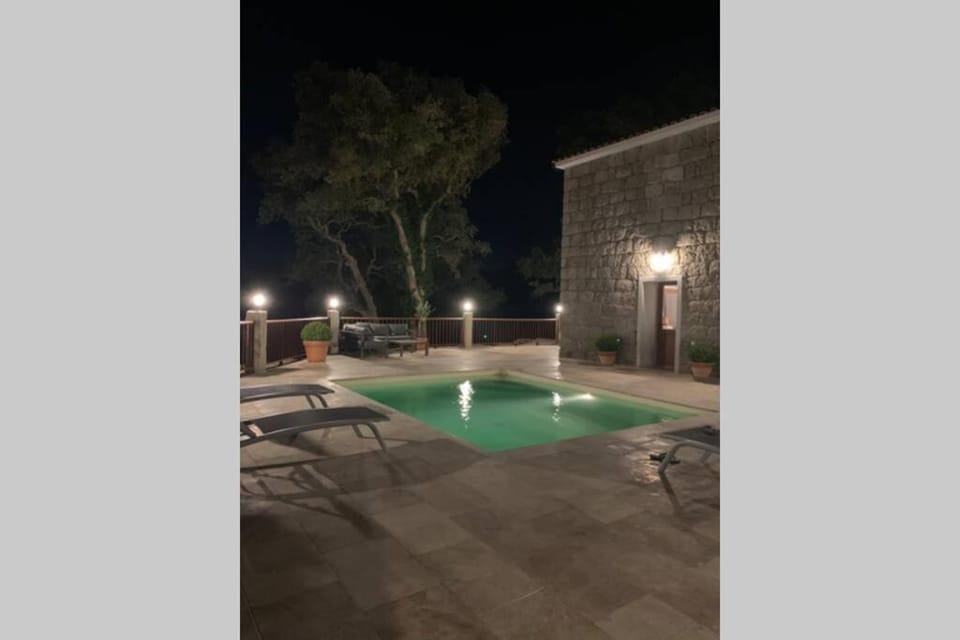 Maison typique de campagne au cœur de la nature . House in Corsica