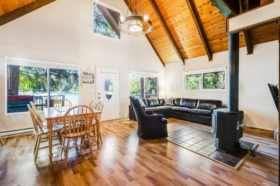 Wild Duck Lakehouse House in King County