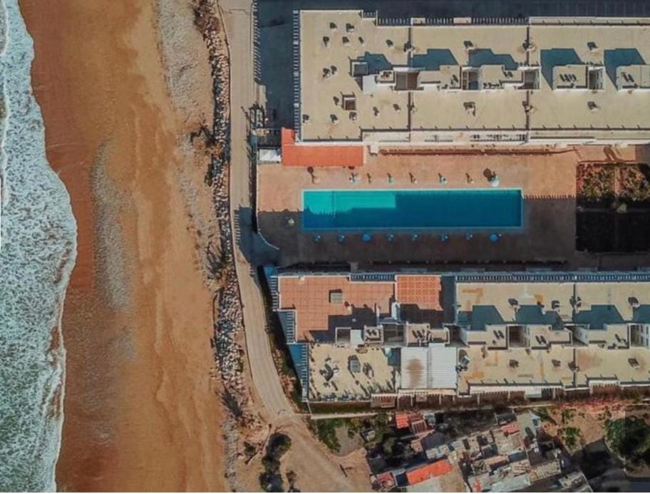 Beach, Swimming pool
