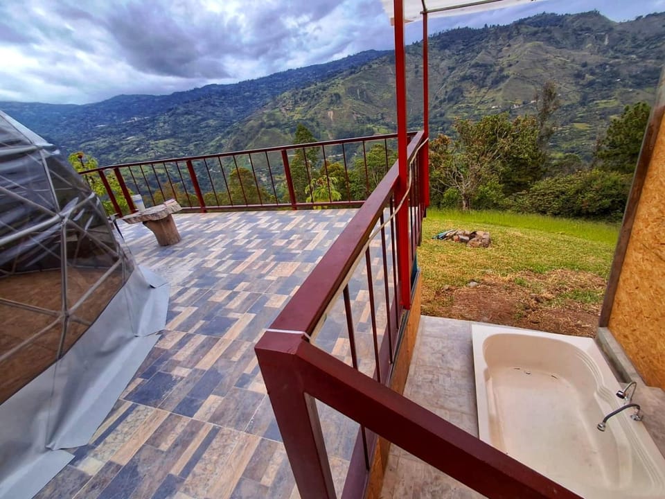 Glamping el Porvenir RNT 10601 Luxury tent in Cundinamarca, Colombia