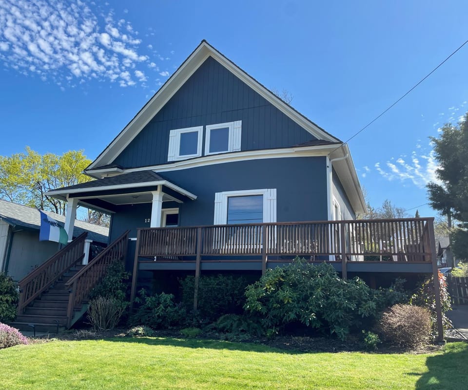 Heartbreak Family Friendly River Home House in Hood River