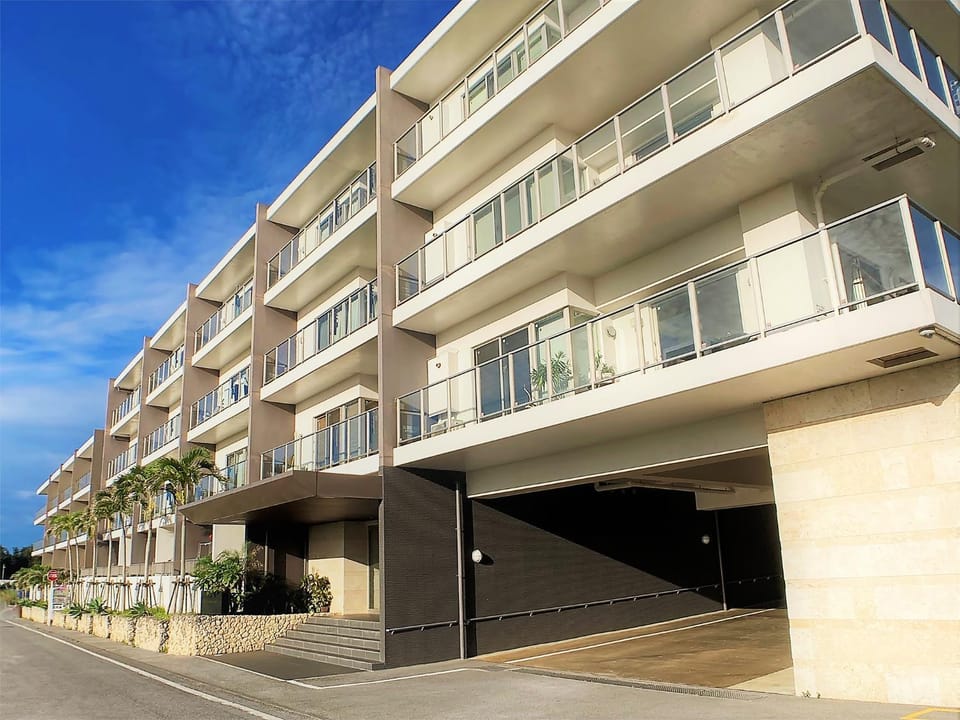 Property building, Balcony/Terrace