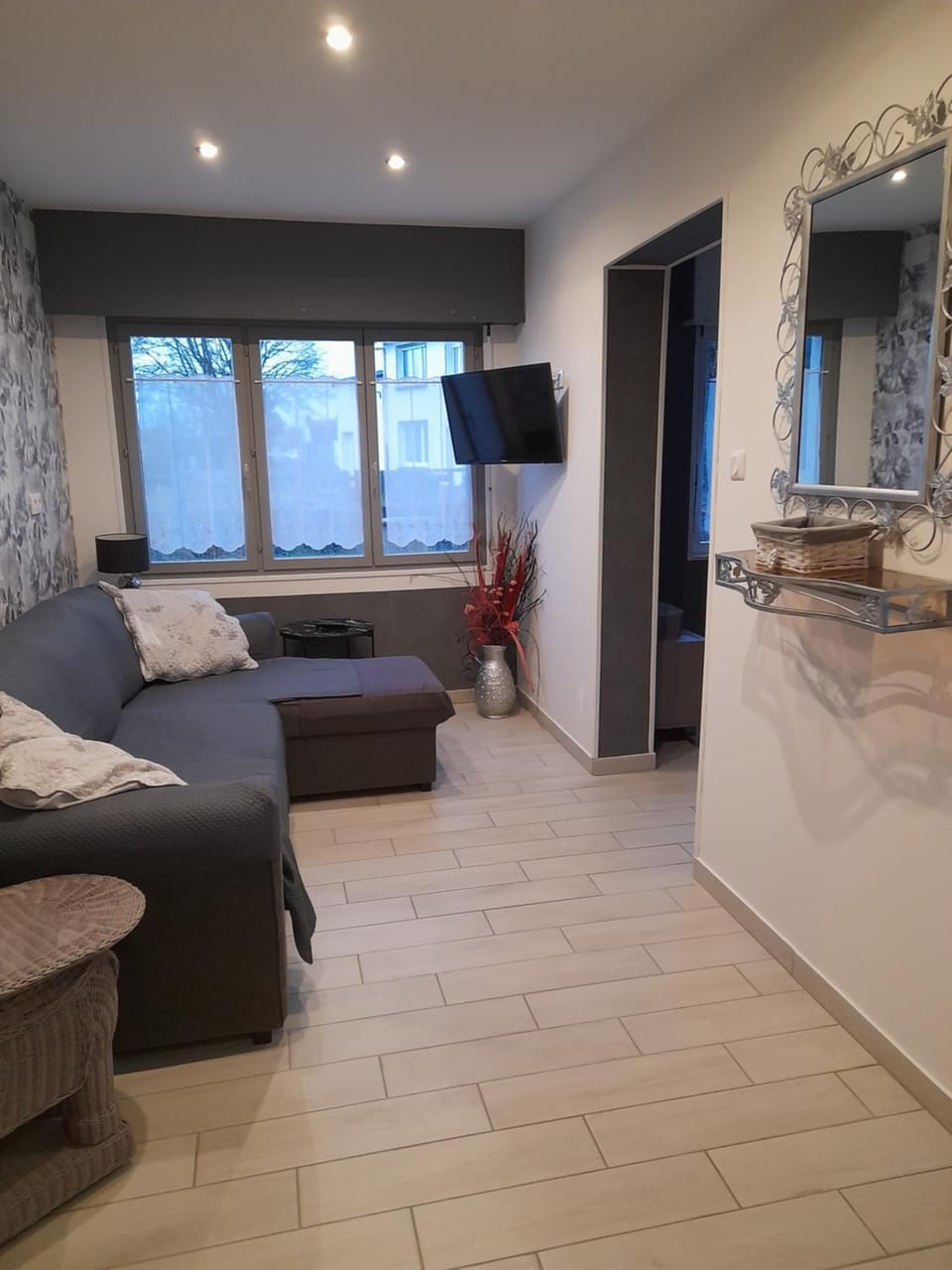 Living room, Seating area