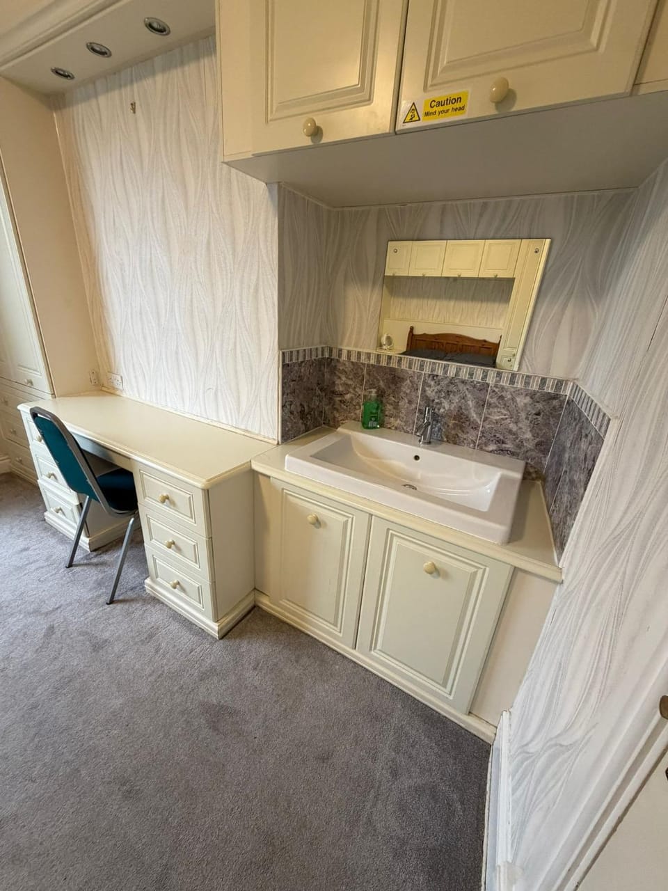 Spectacular Period Property Located In Leicester House in Leicester