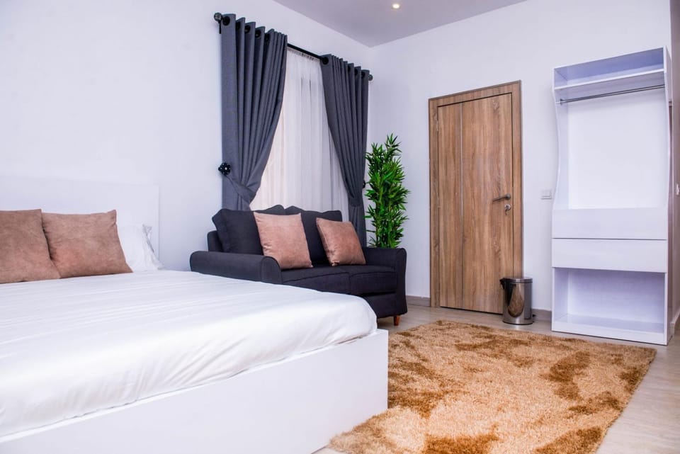 Bedroom, wardrobe