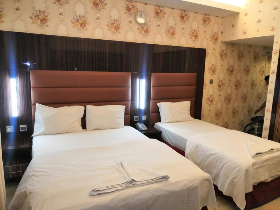 BURJ NAHAR HOTEL L.L.C Hotel in Dubai