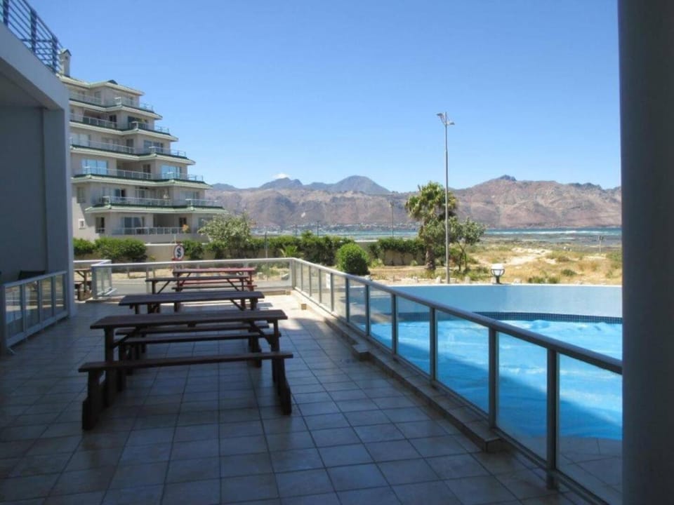 Nearby landmark, Balcony/Terrace, Mountain view, Pool view, Swimming pool, Internal: Not applicable to any particular room