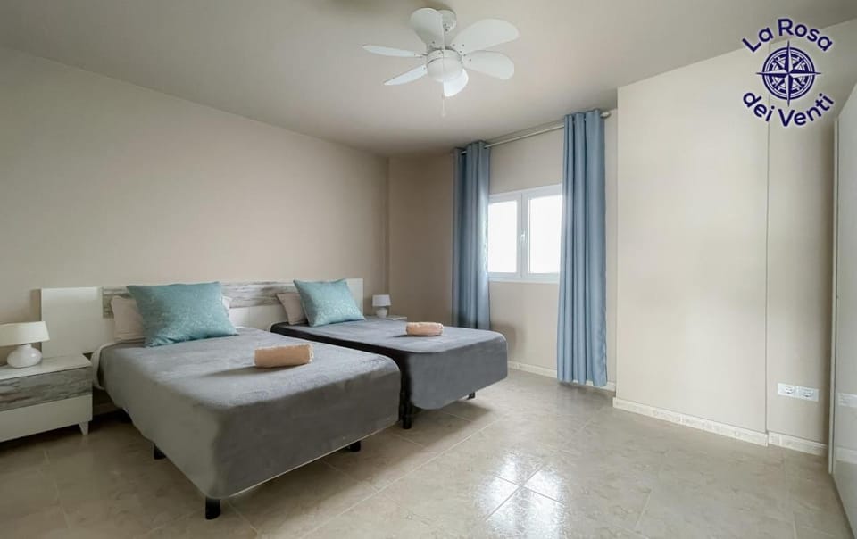Rosa dei venti sea view - 4 persons - wifi free Apartment in Corralejo