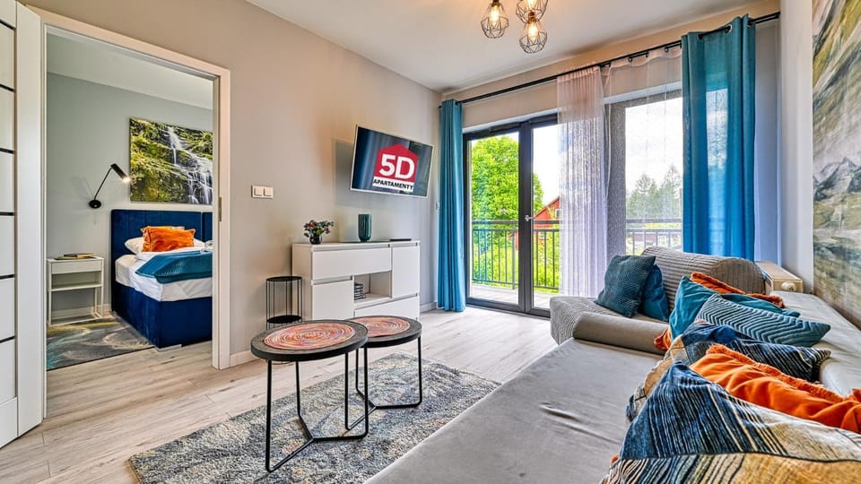 Apartament Szmaragdowy w Karpatia - 5D Apartamenty Apartment in Lower Silesian Voivodeship