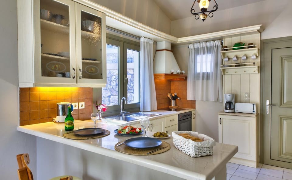 Mill Suites - Loggos Apartment in Peloponnese, Western Greece and the Ionian