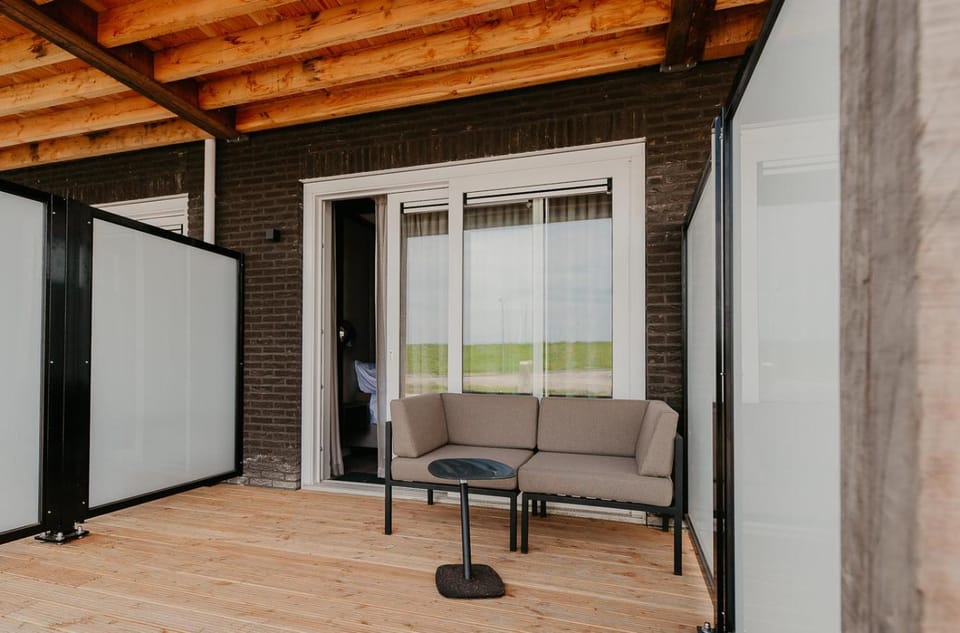 Patio, Balcony/Terrace