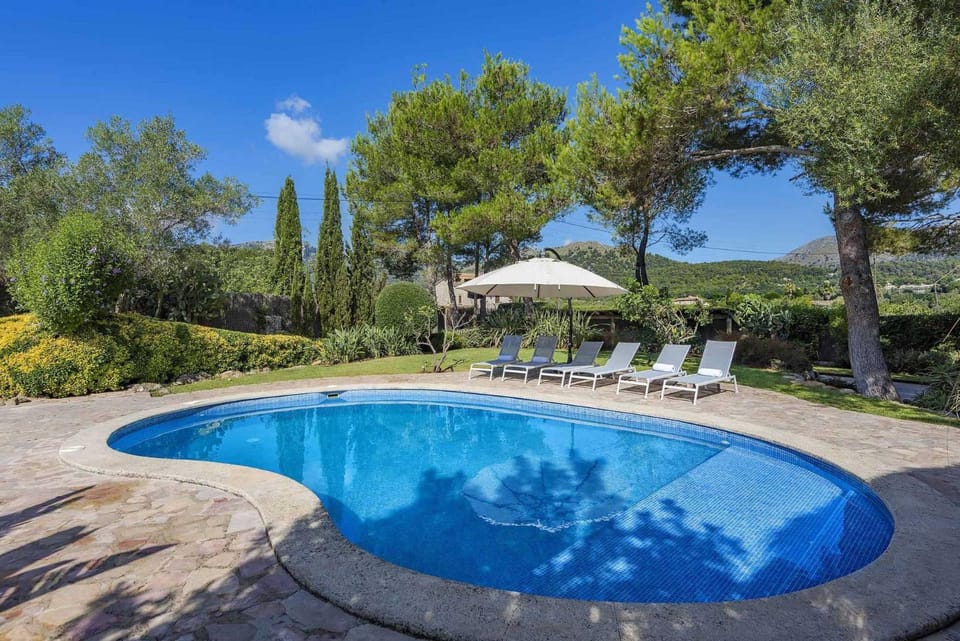 Can Verd Villa in Raiguer